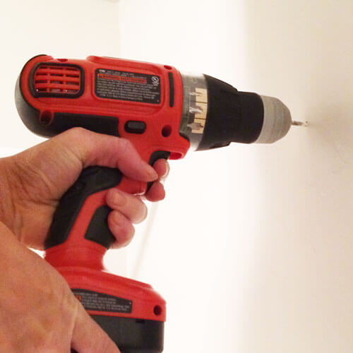 How to Drill and Fix to Plasterboard
