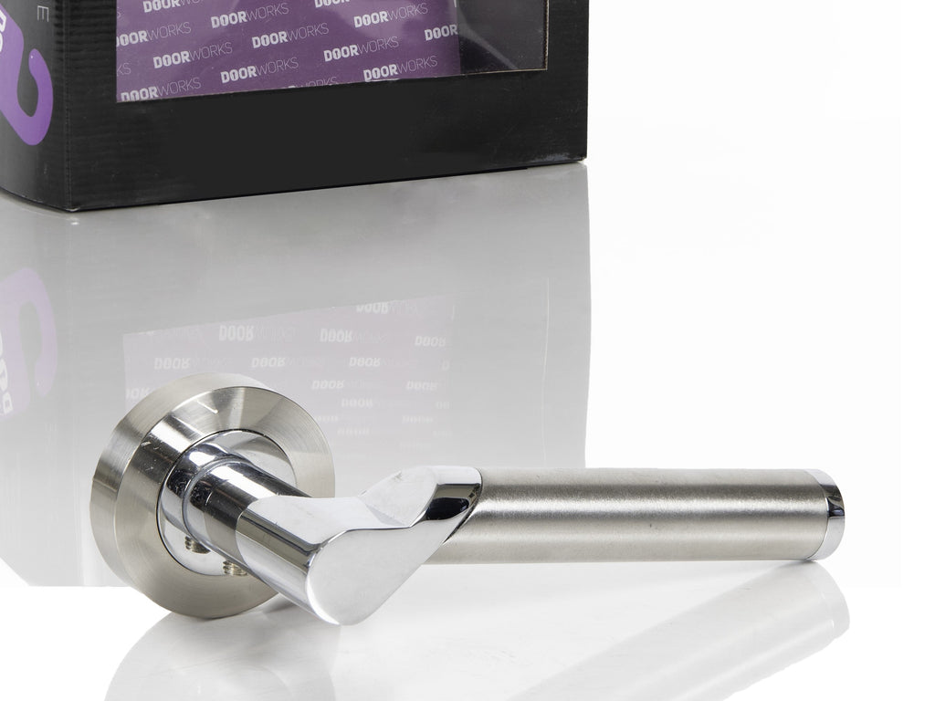 Doonbeg Lever On Rose Bathroom Lockset