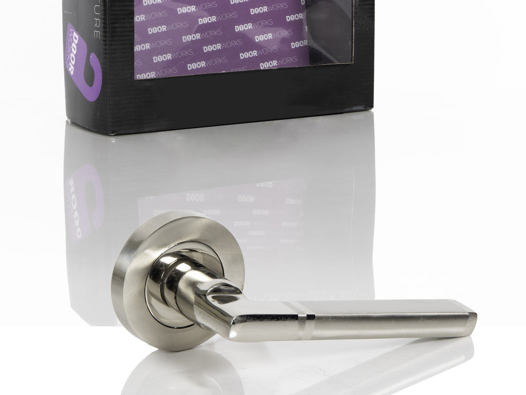 Dungloe Lever On Rose Lockset