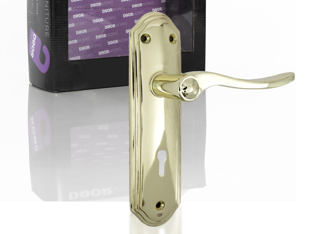 Doorworks Sheelin Brass Lever On Plate Lockset