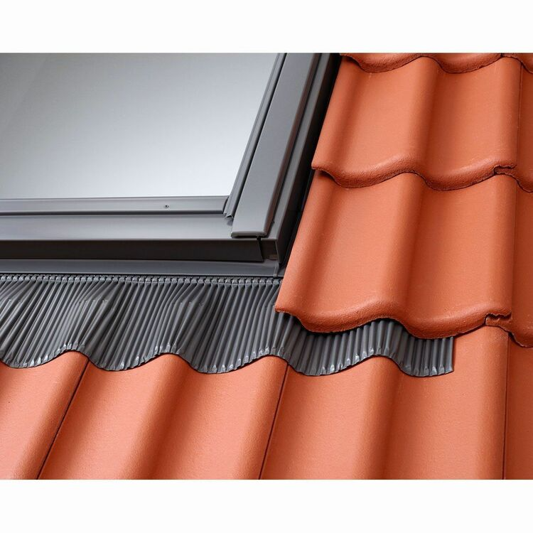 EDW MK04 2000 Tile Velux Flashing C/w Bfx Underfelt & Bdx Insulation Collar