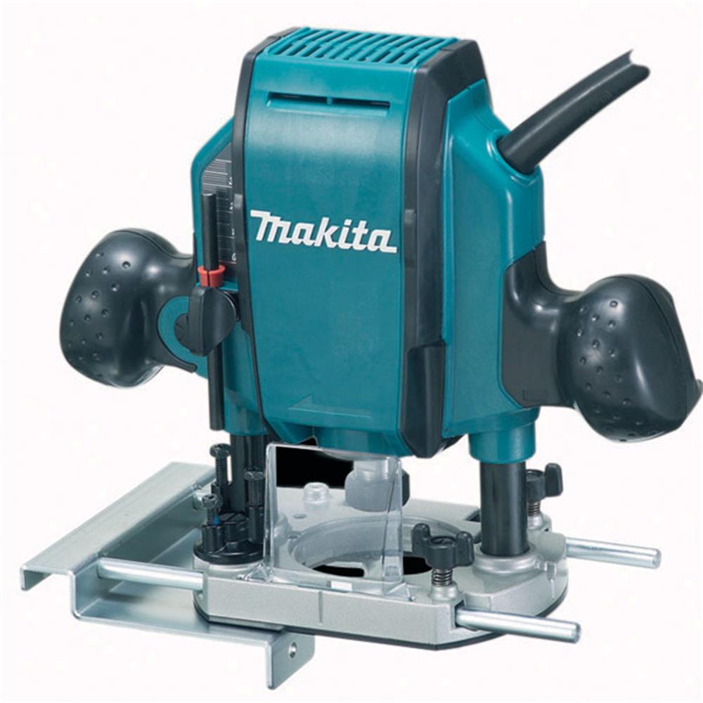 Makita RP0900X 220V Router c/w Case